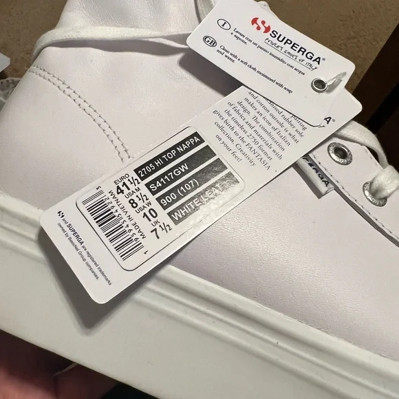 Women’s Size 10 US Superga leather white high top shoes - Picture 3 of 4